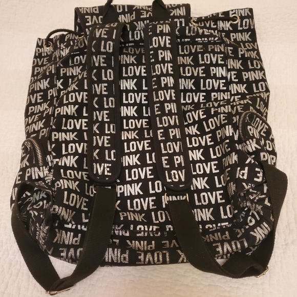 Backpack 🎒 - Picture 2 of 4